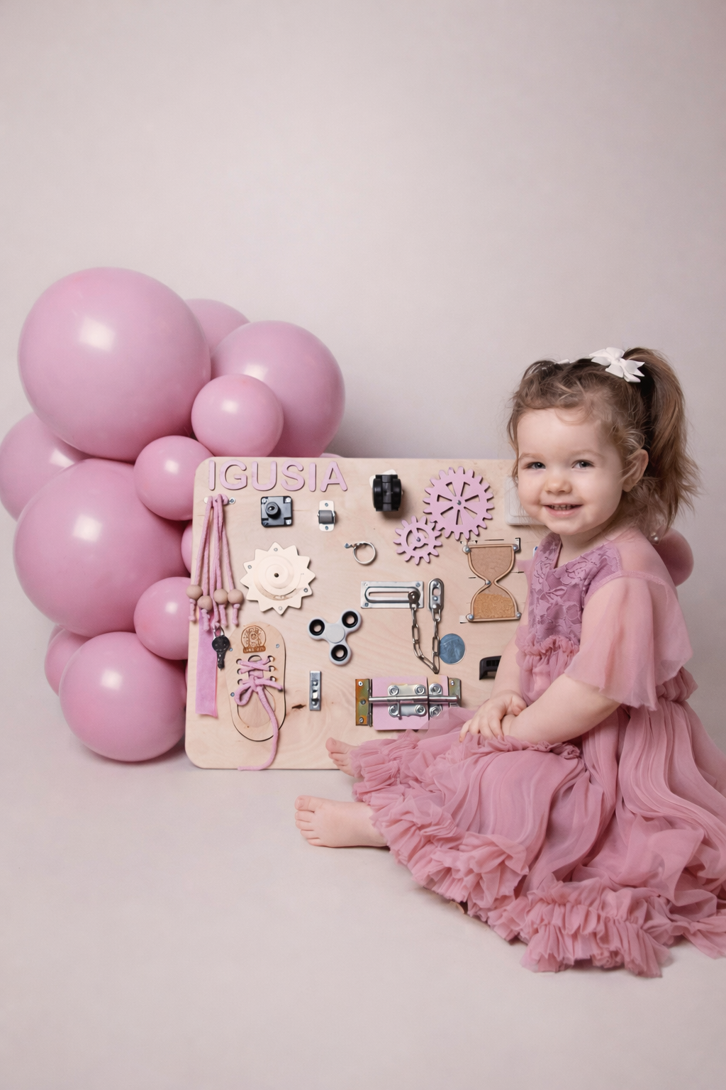 Tavola manipolativa Montessori con personalizzazione.